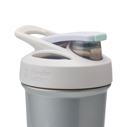 The Shaker Club - Stainless Sleek - IA0O